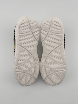 Gucci Q11 MX M Low GTX view 17