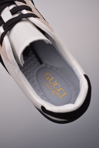 Gucci QT 'Pink' view 9