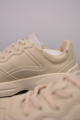 Gucci Rhyton Vintage Trainer Sneaker view 17