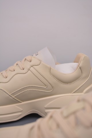 Gucci Rhyton Vintage Trainer Sneaker view 26