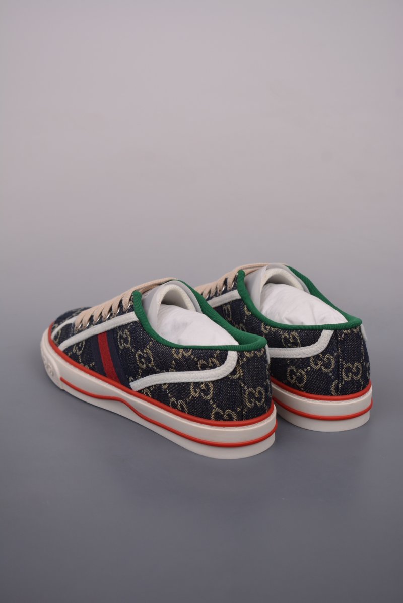 Gucci Tennis 1977 Print Sneaker view