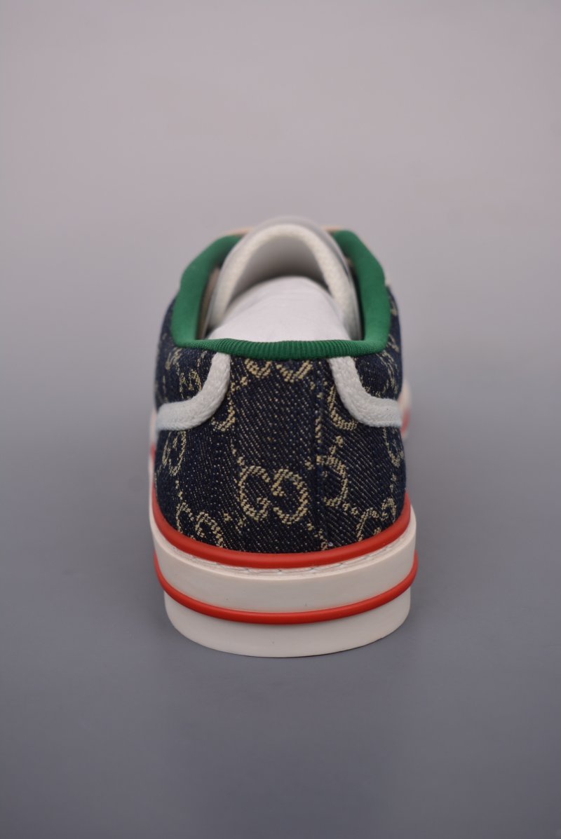Gucci Tennis 1977 Print Sneaker view