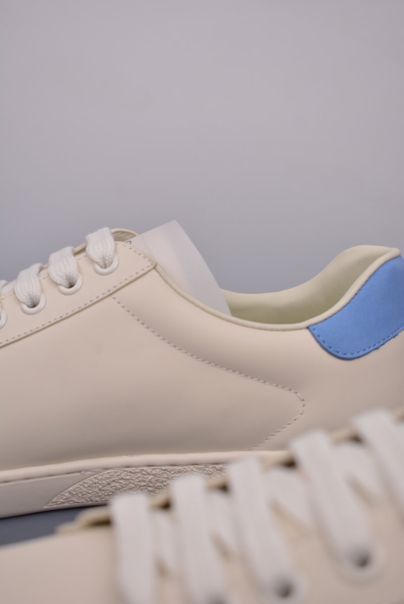 Gucci Ace Embroidered Low-Top 'White / Red / Green' view