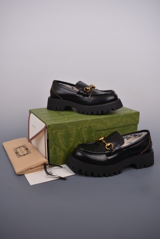 Gucci XY 'Red' view 5