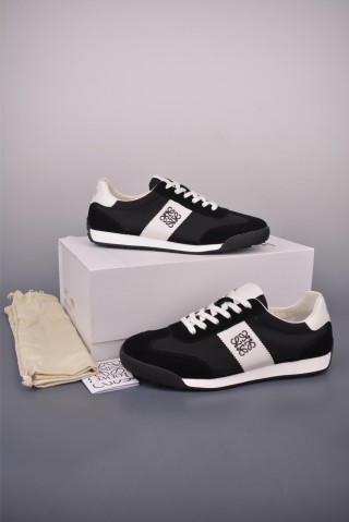 Loewe Ballet Runner 'White' view 5