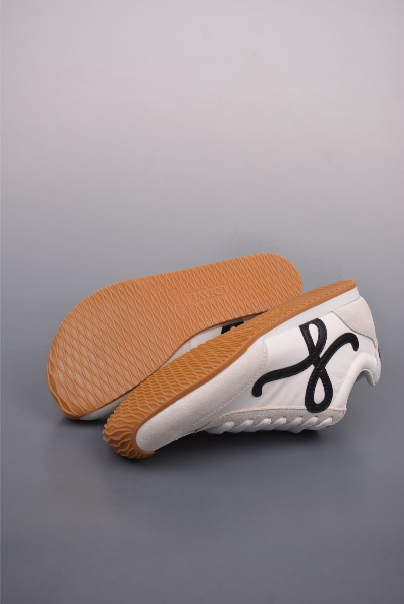Loewe Ballet Runner 2.0 'White / Red' view