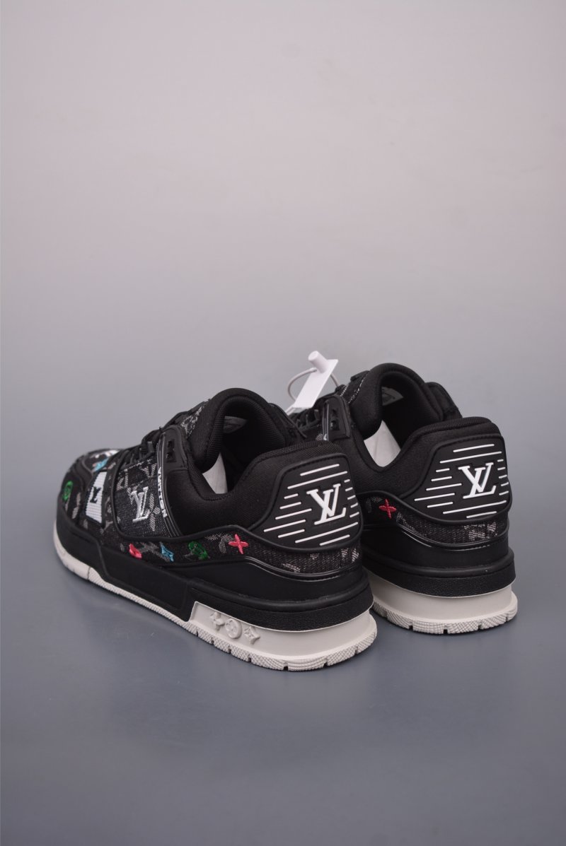 Louis Vuitton LV Trainer view