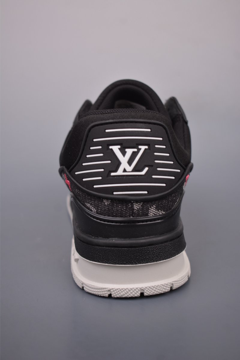 Louis Vuitton LV Trainer view