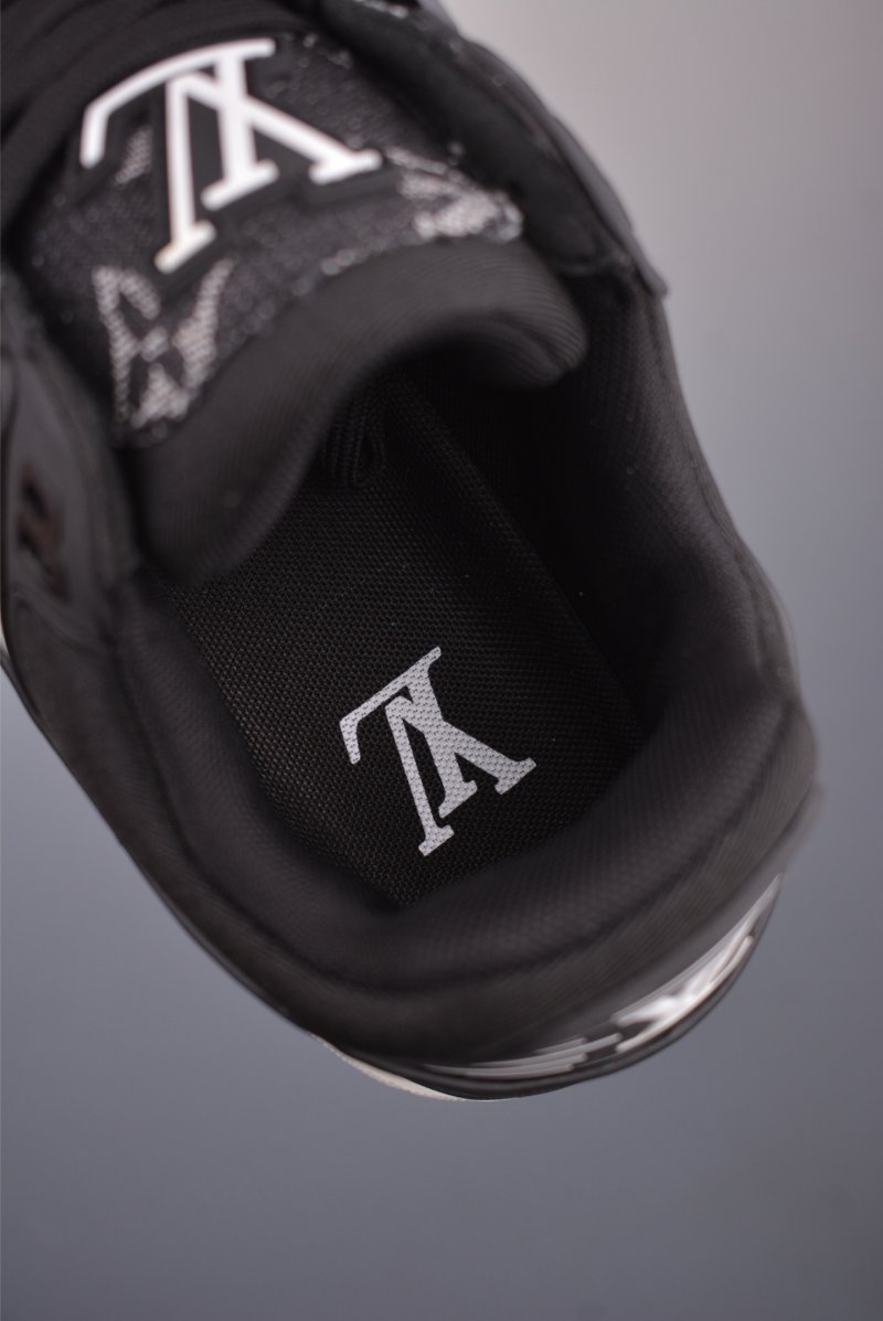 Louis Vuitton LV Trainer view