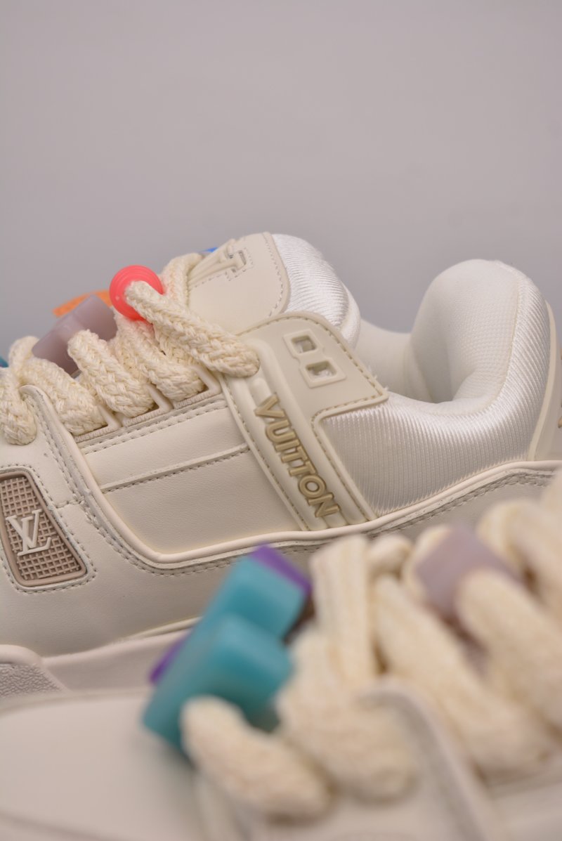 Louis Vuitton LV Trainer view