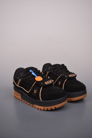 Louis Vuitton LV Trainer view 10