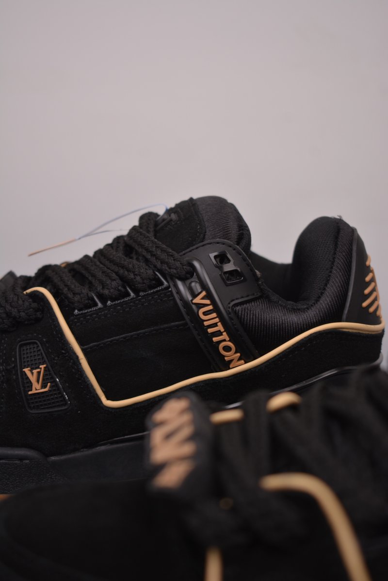 Louis Vuitton LV Trainer view