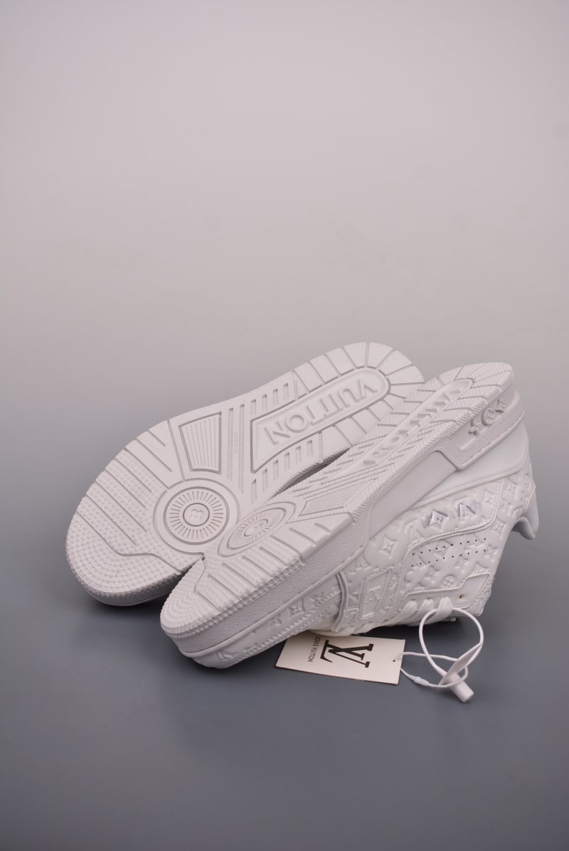 Louis Vuitton LV Trainer view