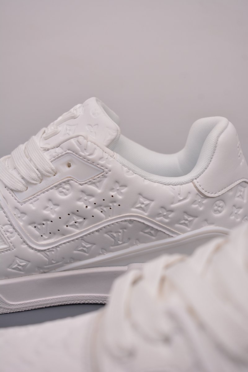 Louis Vuitton LV Trainer view