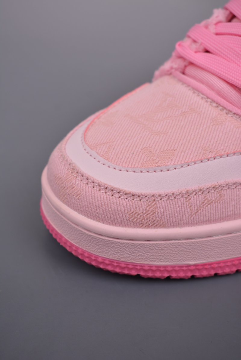 Louis Vuitton LV Trainer view