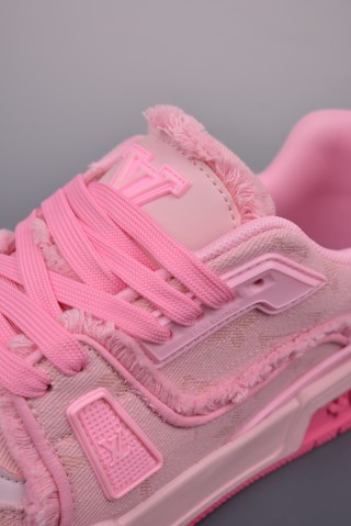 Louis Vuitton LV Trainer view 16