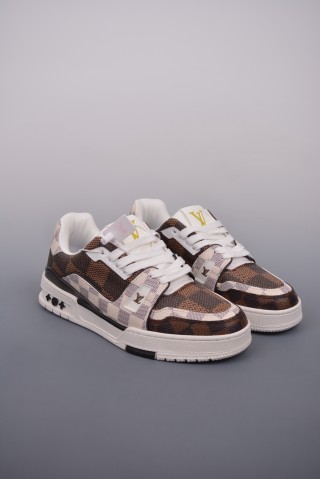 Louis Vuitton LV Trainer view 28