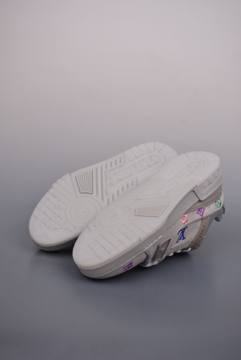 Louis Vuitton LV Trainer view