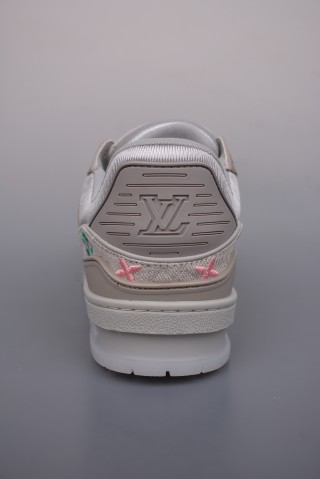 Louis Vuitton LV Trainer view 22