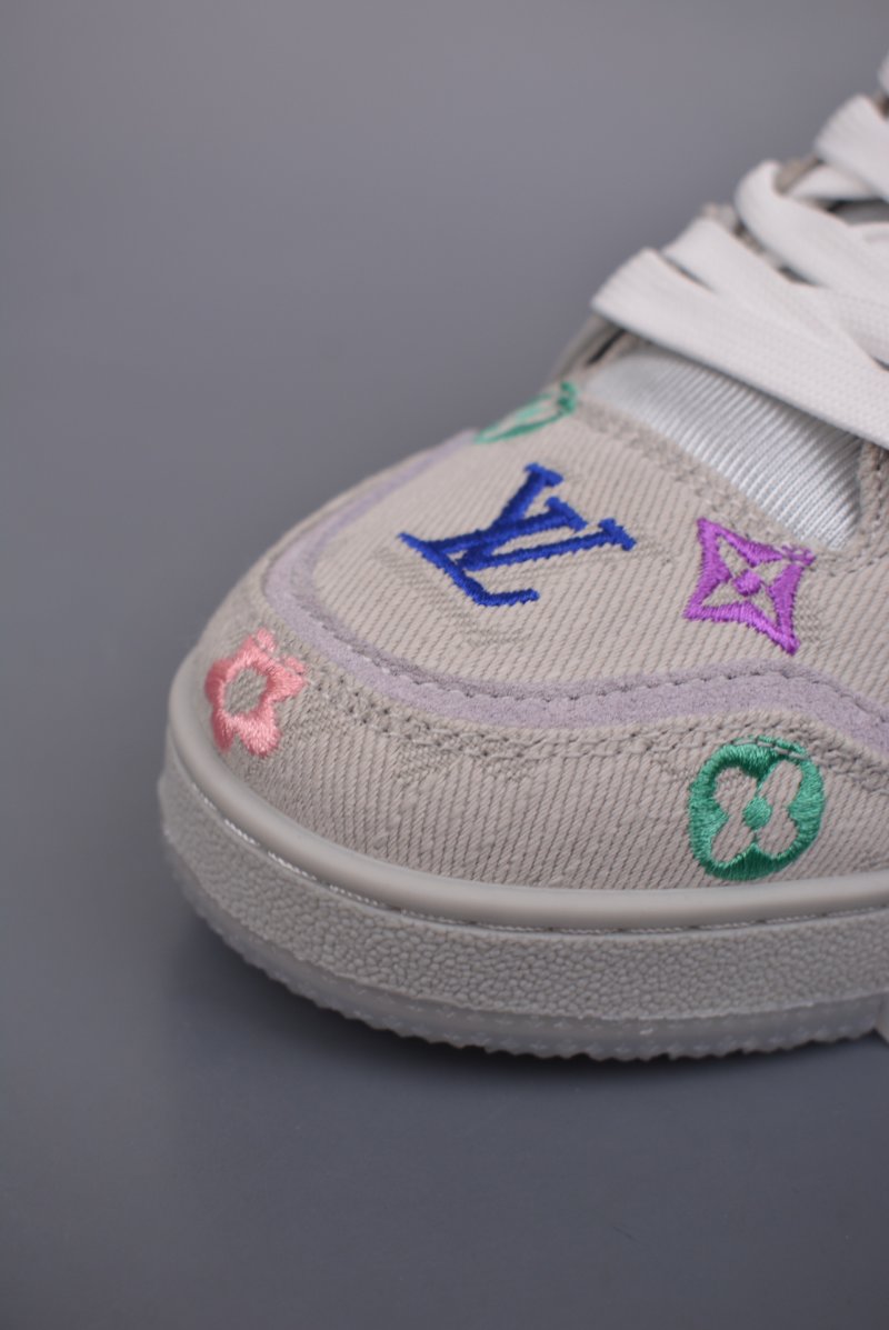Louis Vuitton LV Trainer view