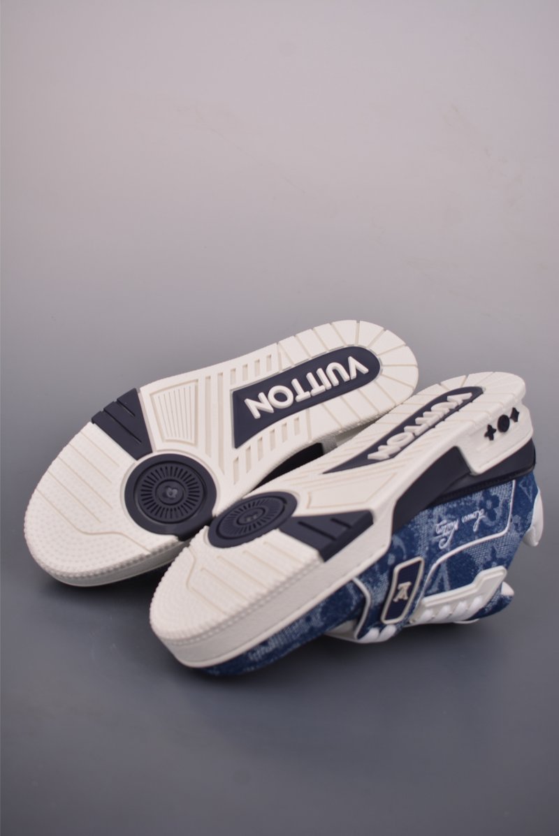 Louis Vuitton LV Trainer view