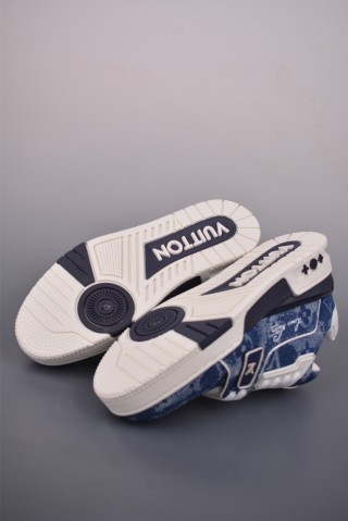 Louis Vuitton LV Trainer view 30