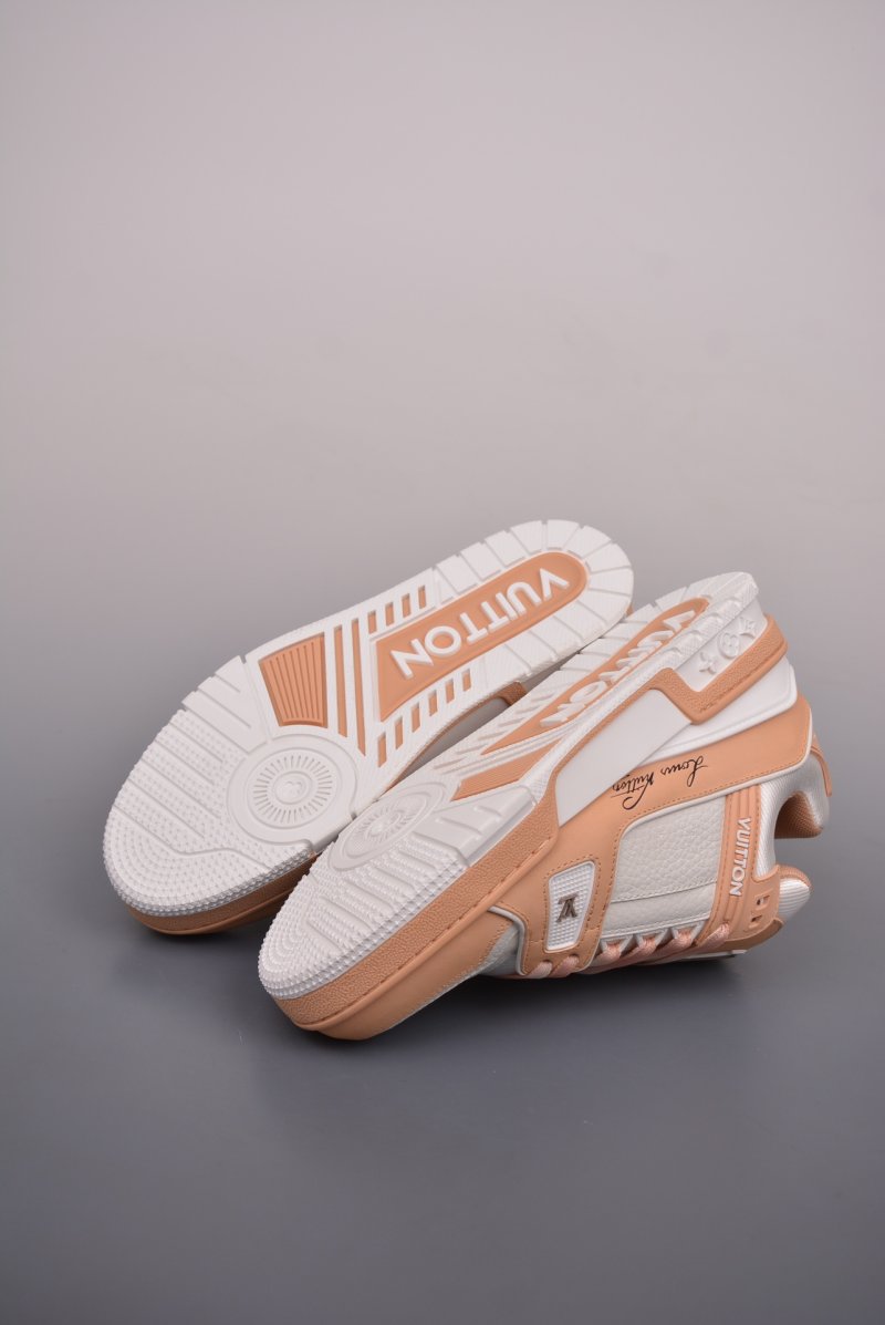 Louis Vuitton LV Trainer view