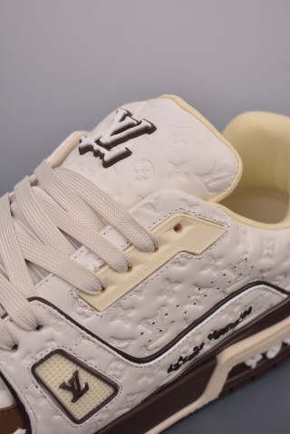Louis Vuitton LV Trainer view 7