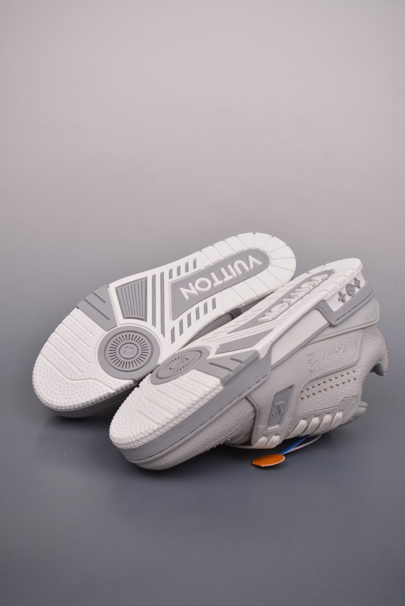 Louis Vuitton LV Trainer view