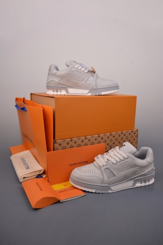 Louis Vuitton LV Trainer view 5