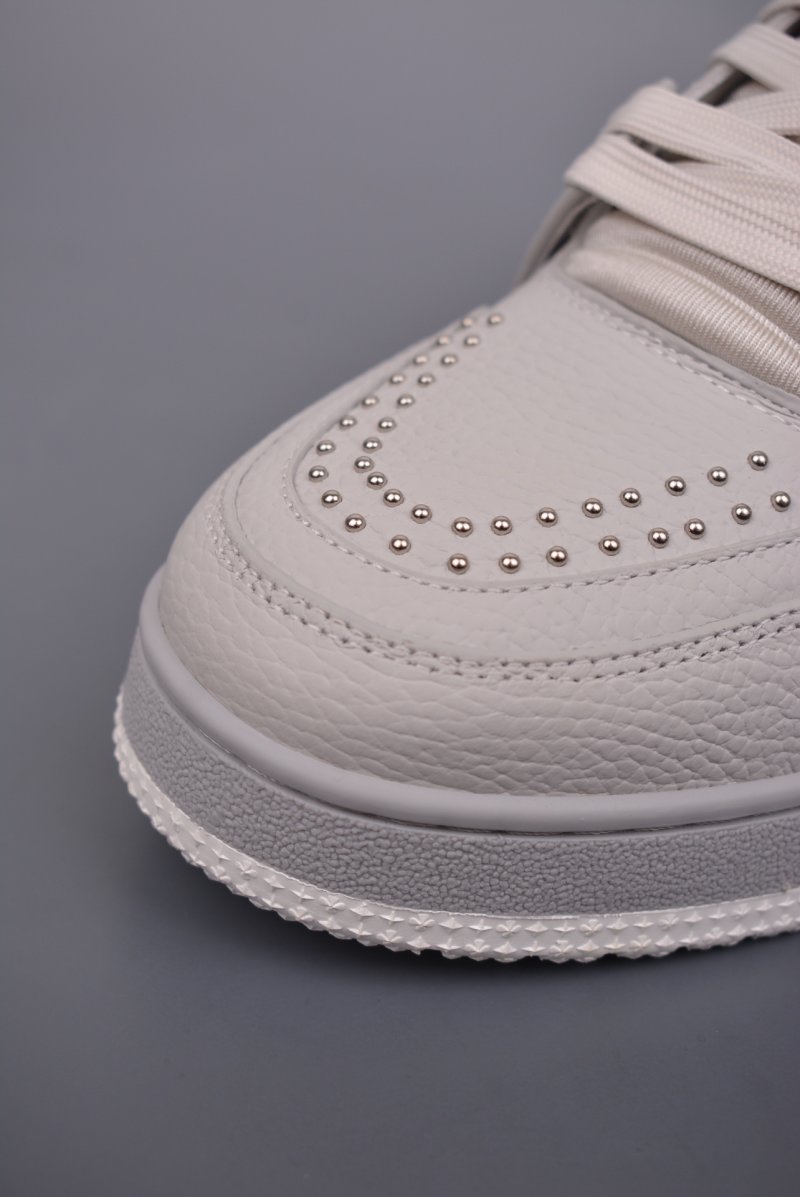 Louis Vuitton LV Trainer view