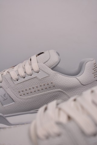 Louis Vuitton LV Trainer view 8