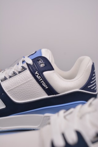 Louis Vuitton LV Trainer view 8