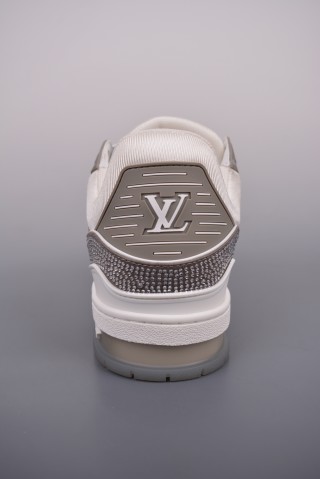 Louis Vuitton LV Trainer view 13