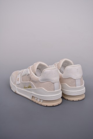 Louis Vuitton LV Trainer view 2