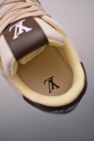 Louis Vuitton LV Trainer view 18