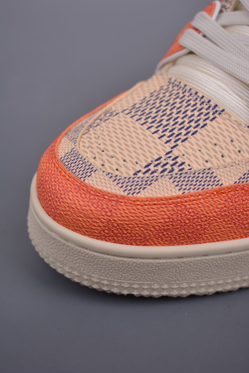 Louis Vuitton LV Trainer view