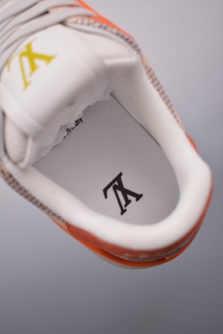 Louis Vuitton LV Trainer view 9
