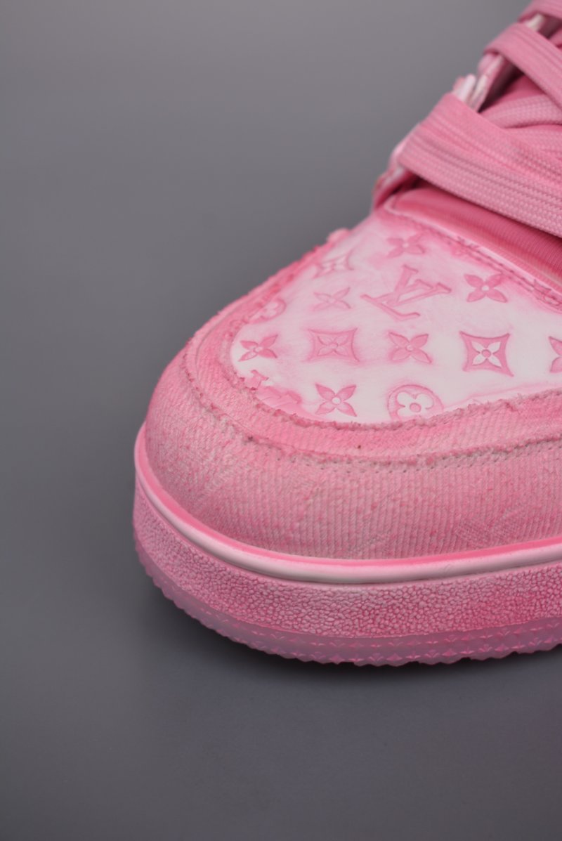 Louis Vuitton LV Trainer view