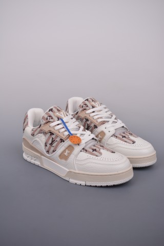 Louis Vuitton LV Trainer view 27