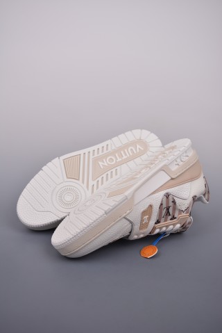 Louis Vuitton LV Trainer view 29