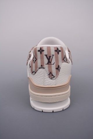 Louis Vuitton LV Trainer view 30