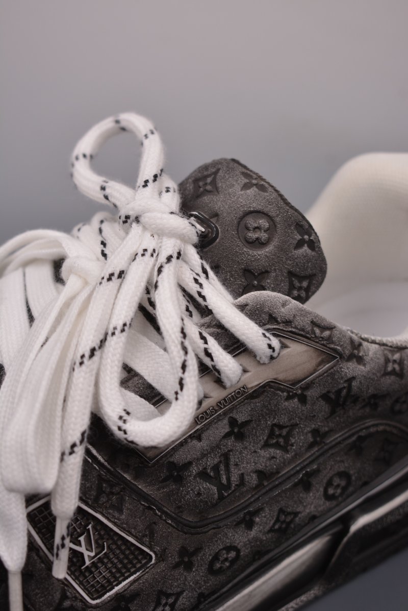 Louis Vuitton LV Trainer 2021 view
