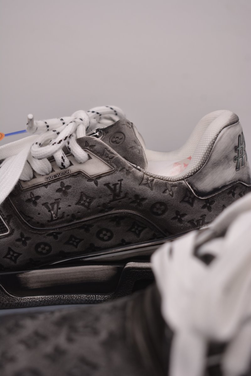 Louis Vuitton LV Trainer 2021 view