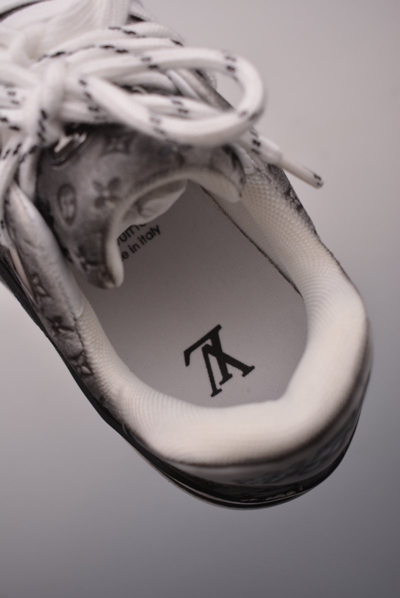 Louis Vuitton LV Trainer 2021 view