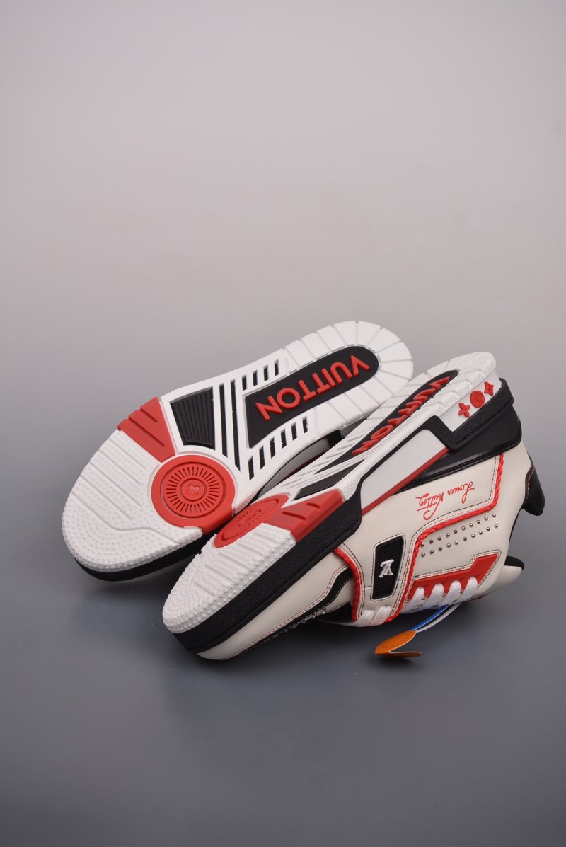 Louis Vuitton LV Trainer 2021 view