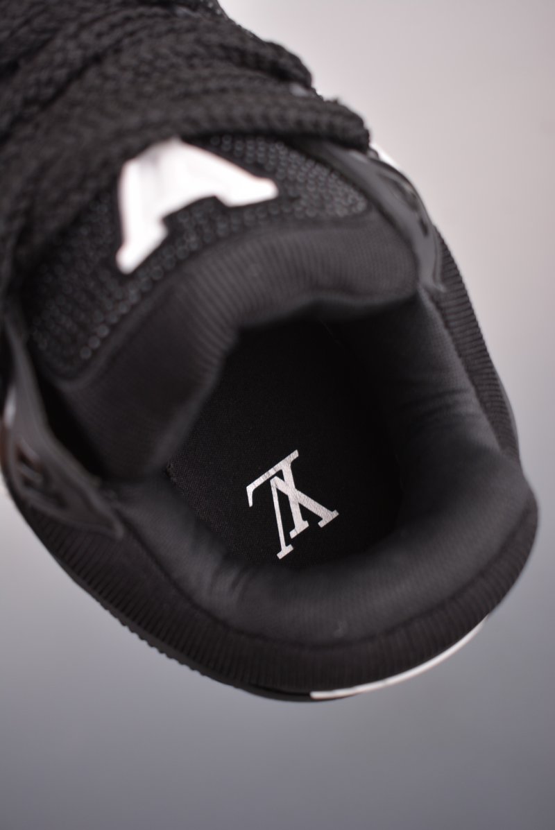 Louis Vuitton LV Trainer 2021 view