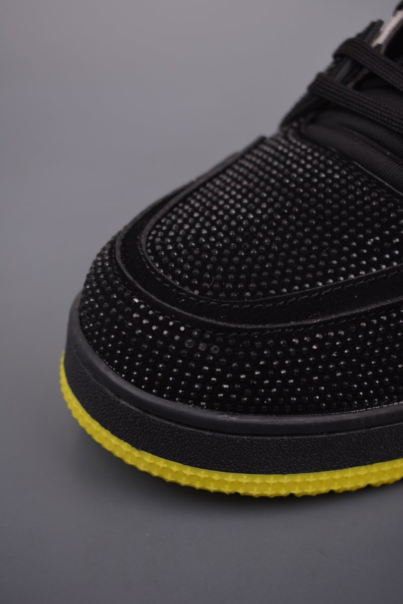 Louis Vuitton LV Trainer 2021 view