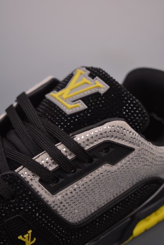 Louis Vuitton LV Trainer 2021 view 25