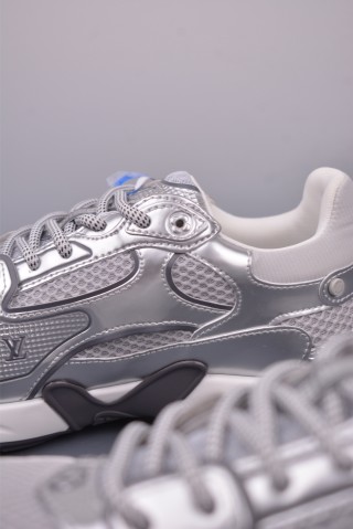 Louis Vuitton Olympia 'White / Silver' view 8